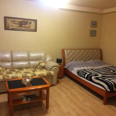 Studio With Jacuzzi Kuybyshava 34 *